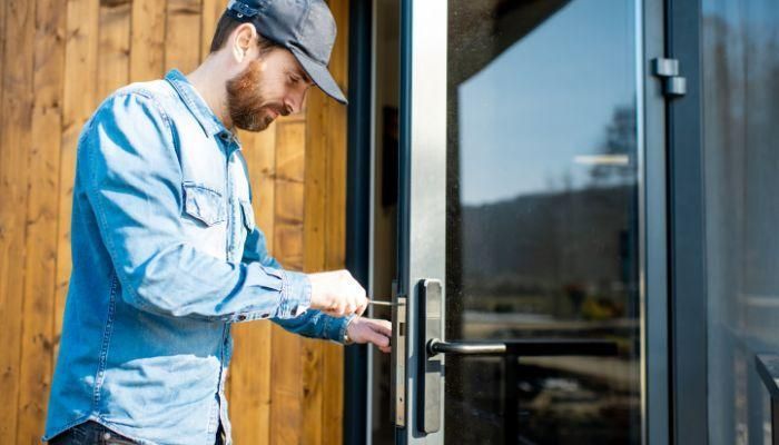 the-role-of-climate-in-door-repair-and-maintenance